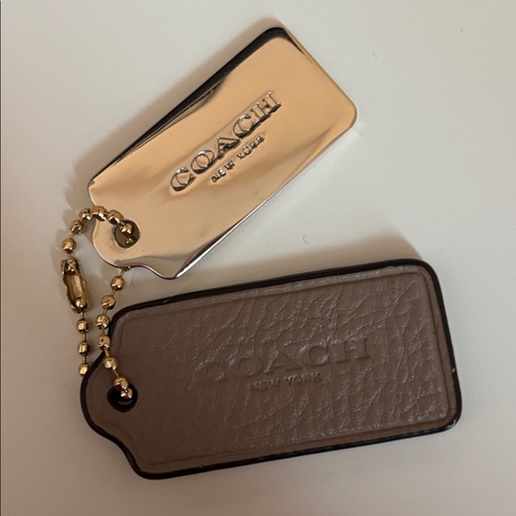 Coach Keychain Tag - Picture 3 of 7